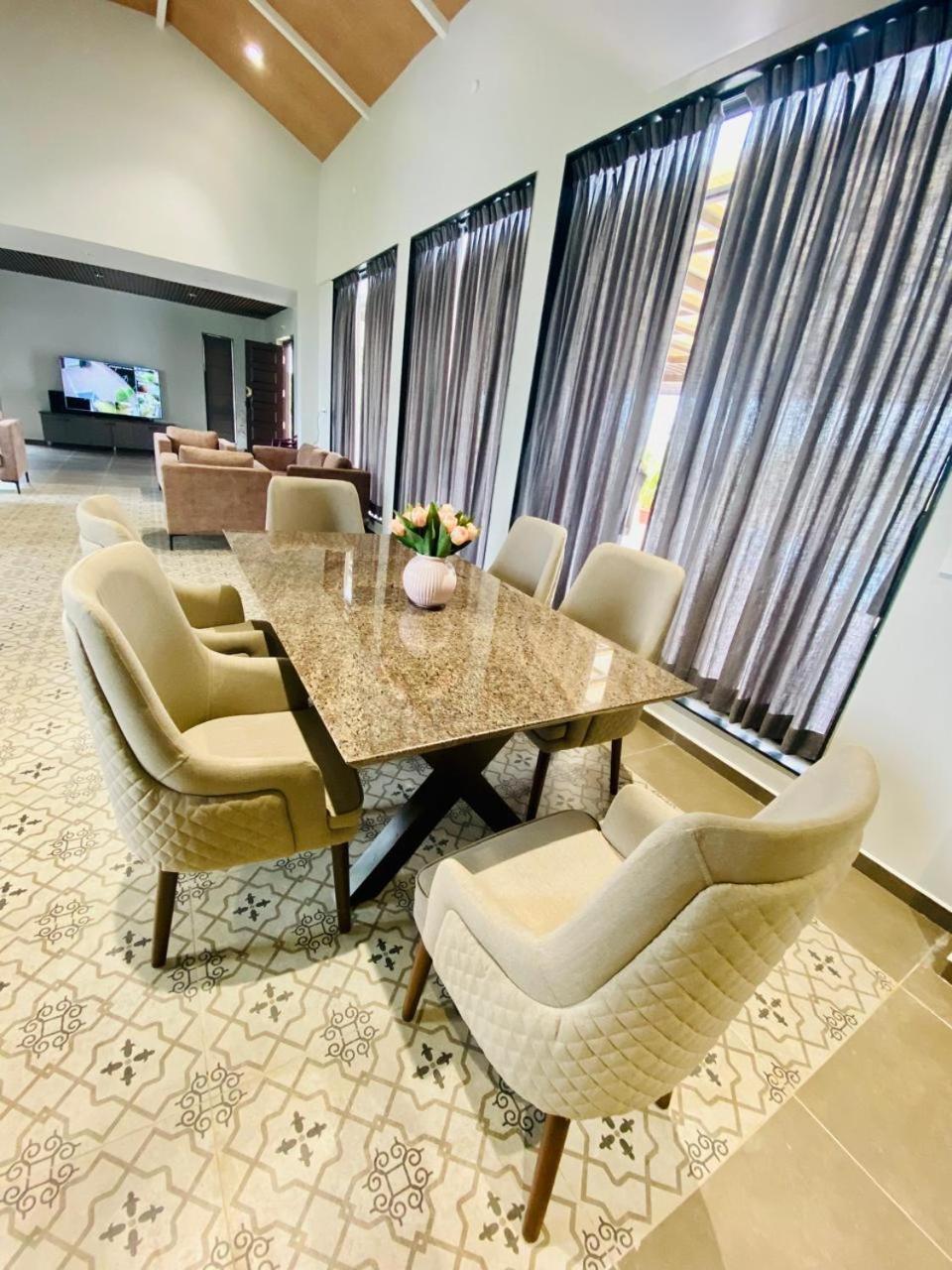 V R Farms Exotic Villa Venkatapur Екстер'єр фото
