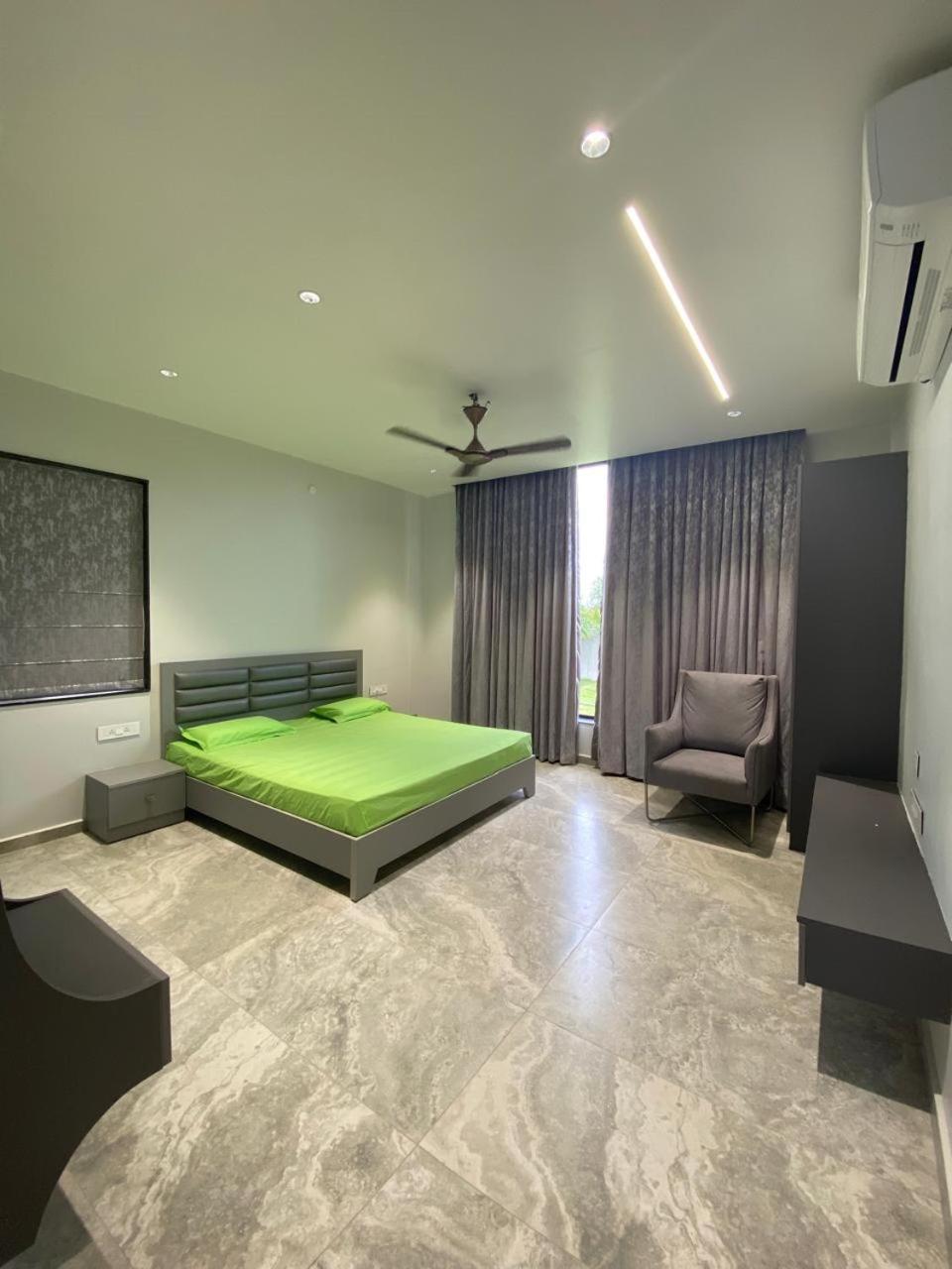 V R Farms Exotic Villa Venkatapur Екстер'єр фото